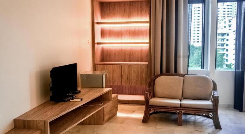 Stallions Suites Penang Jelutong Exterior foto