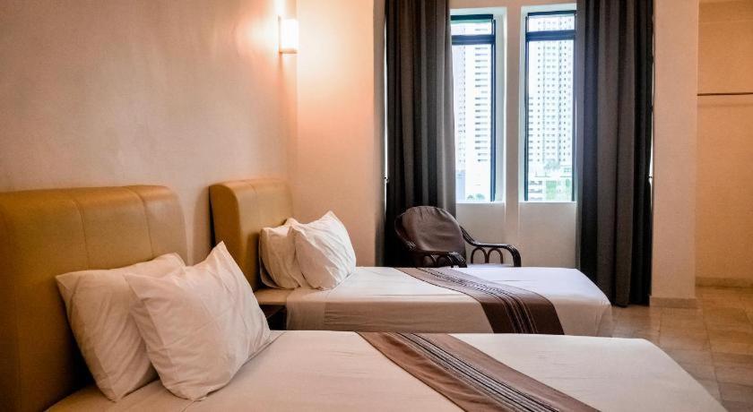 Stallions Suites Penang Jelutong Exterior foto