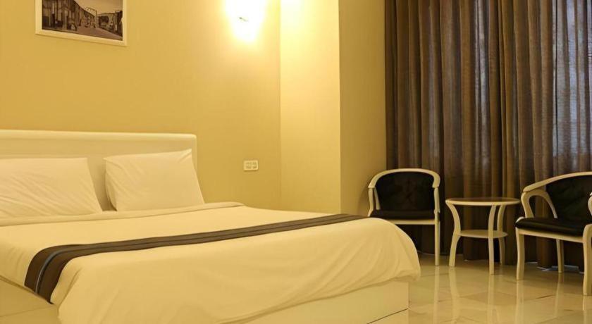 Stallions Suites Penang Jelutong Exterior foto